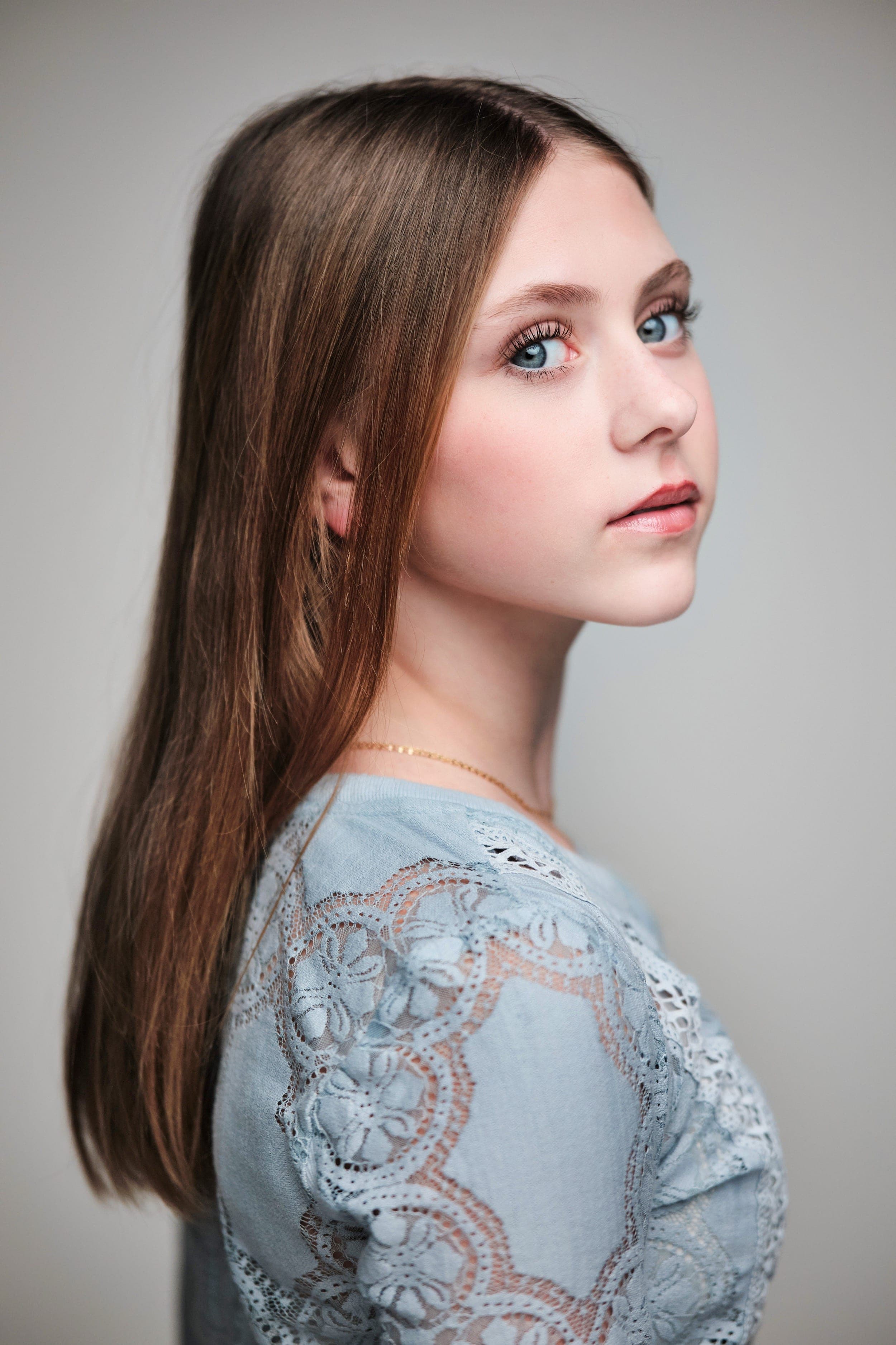 Child actor headshot with expert coaching by Henry David Photography St. Louis