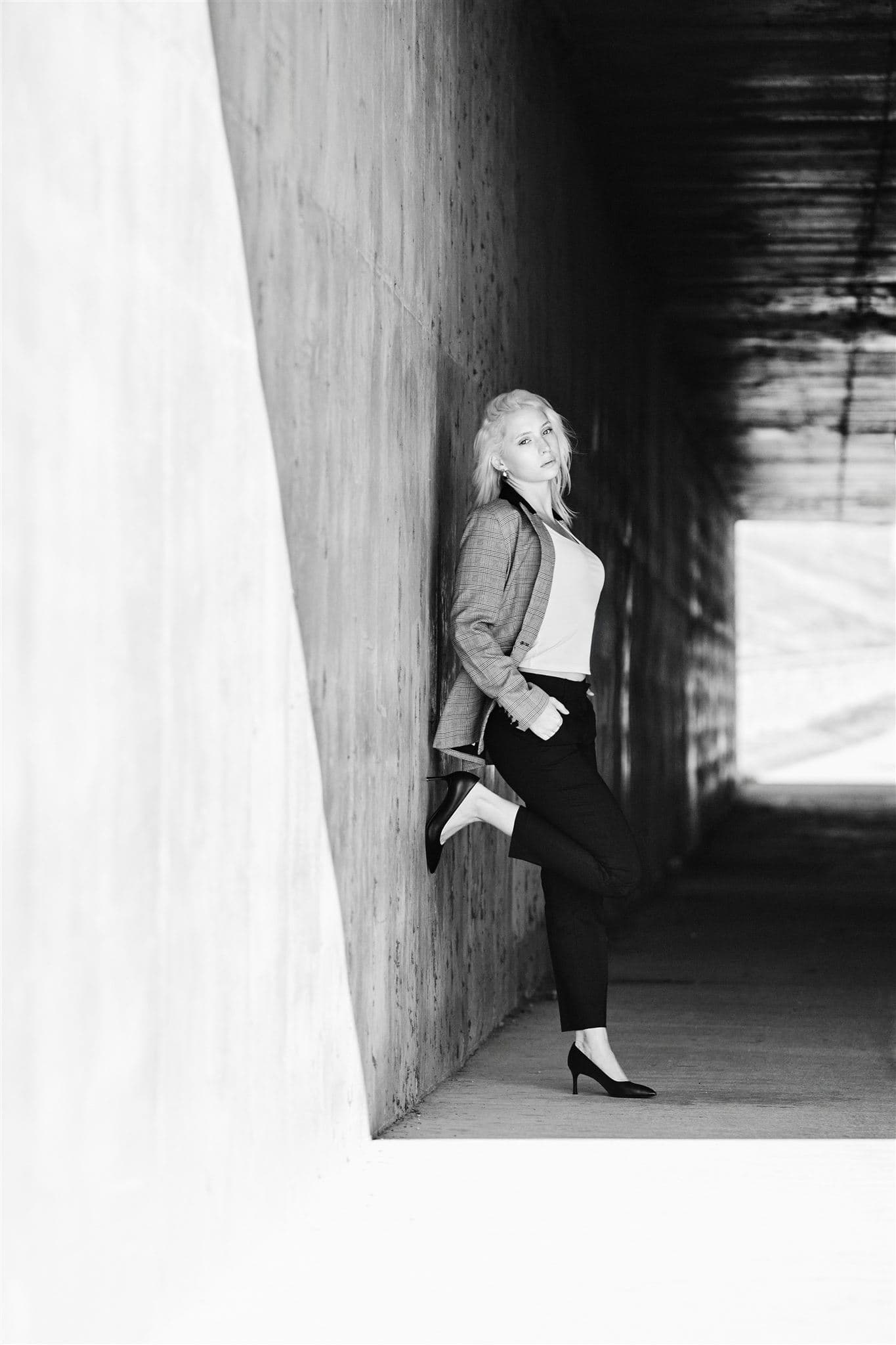 Professional Photography vs. AI Headshots: What Enterprises Need to Know