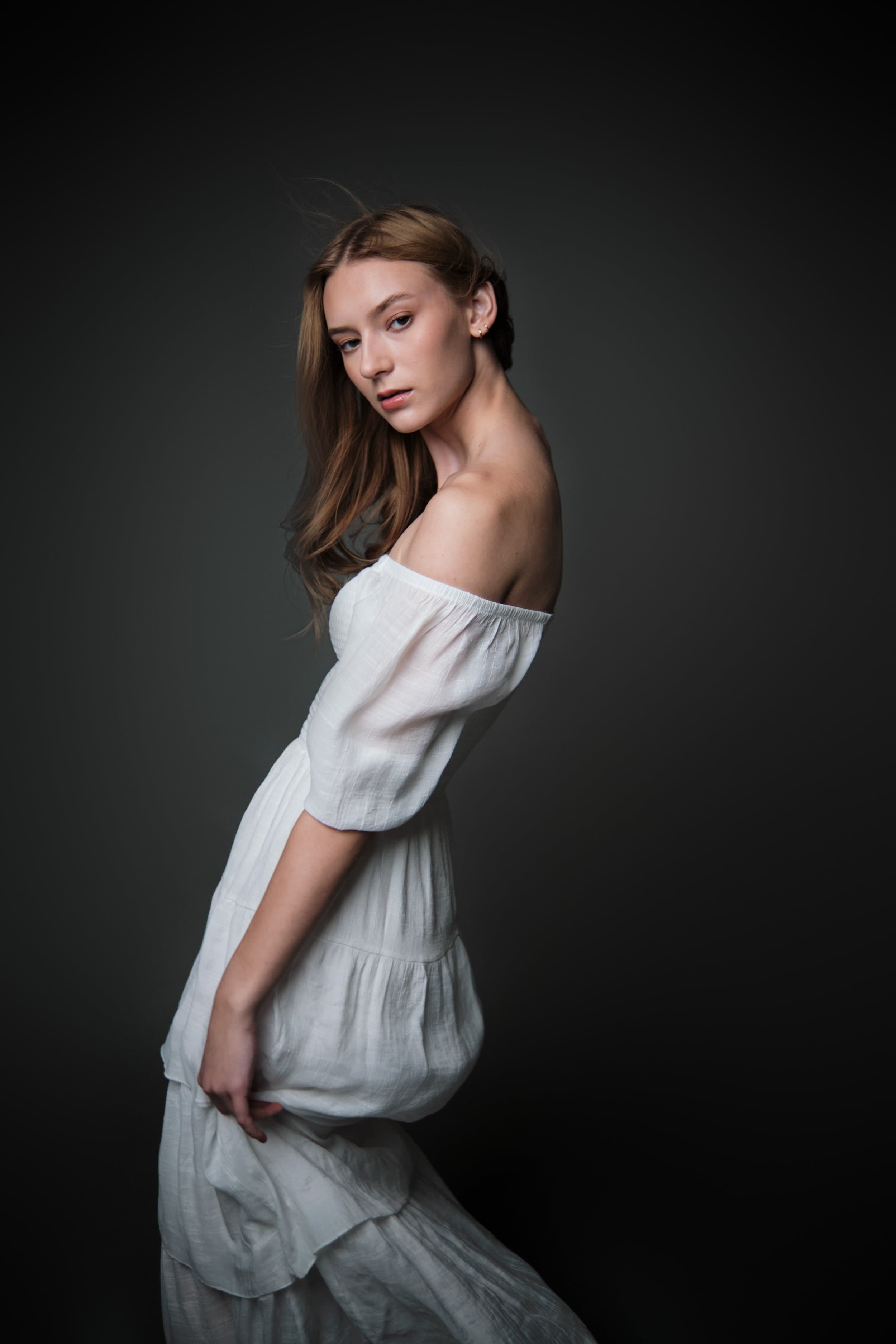 Fujifilm X-T5 vs GFX for Portrait Photography: When Medium Format Actually Matters