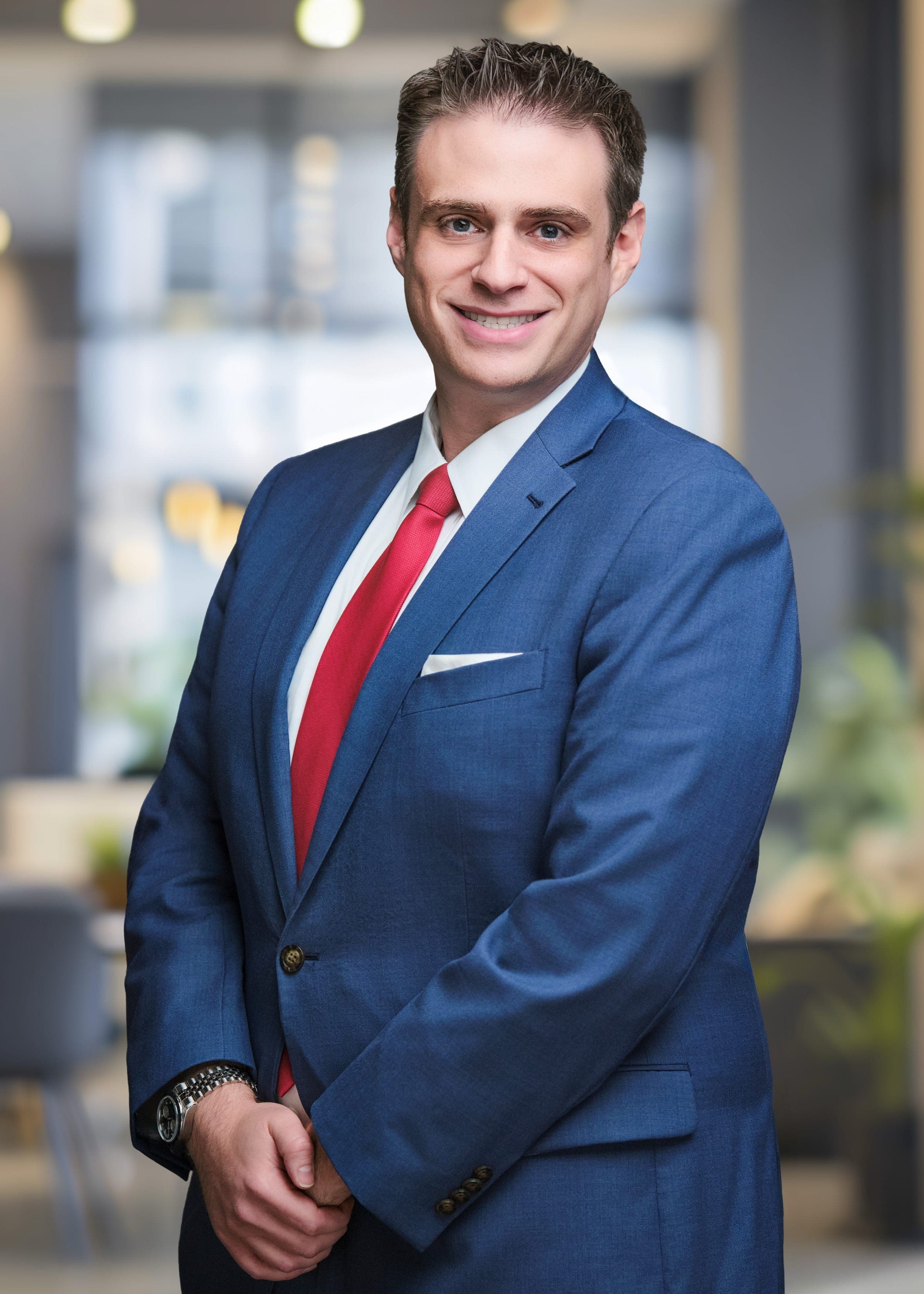Matthew Specter of the Taxman & Landy Team at Merrill Lynch in Clayton. Professional headshot by Henry David Photography