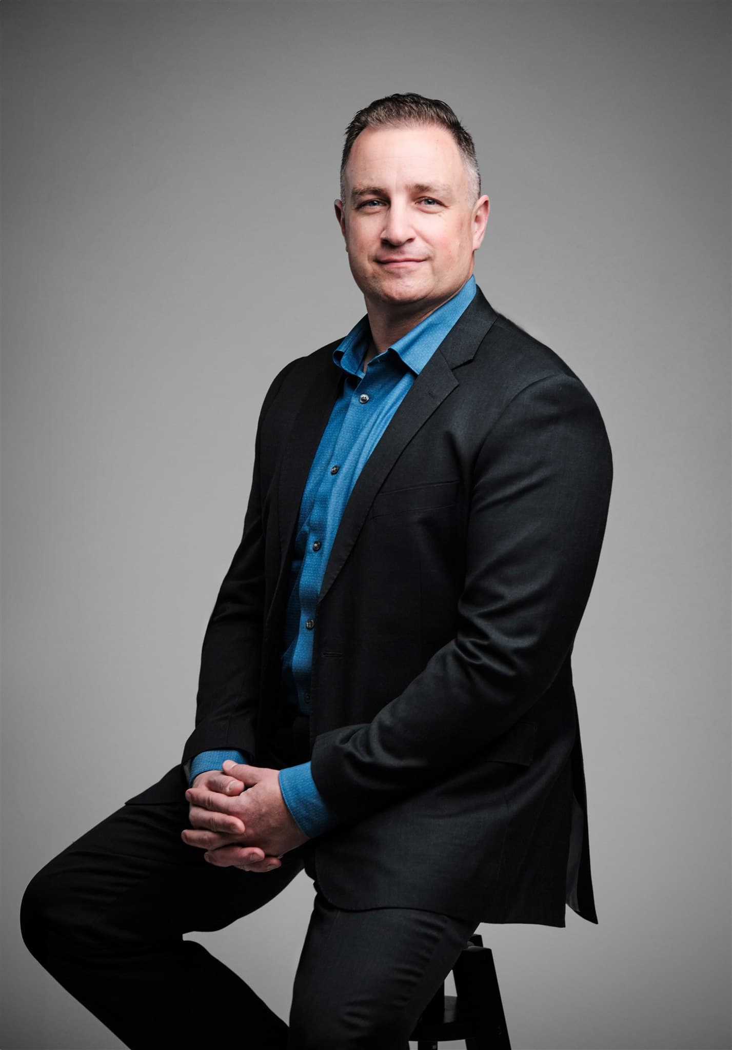 MHS corporate headshot of Matt Maeser with consistent corporate branding by Henry David Photography