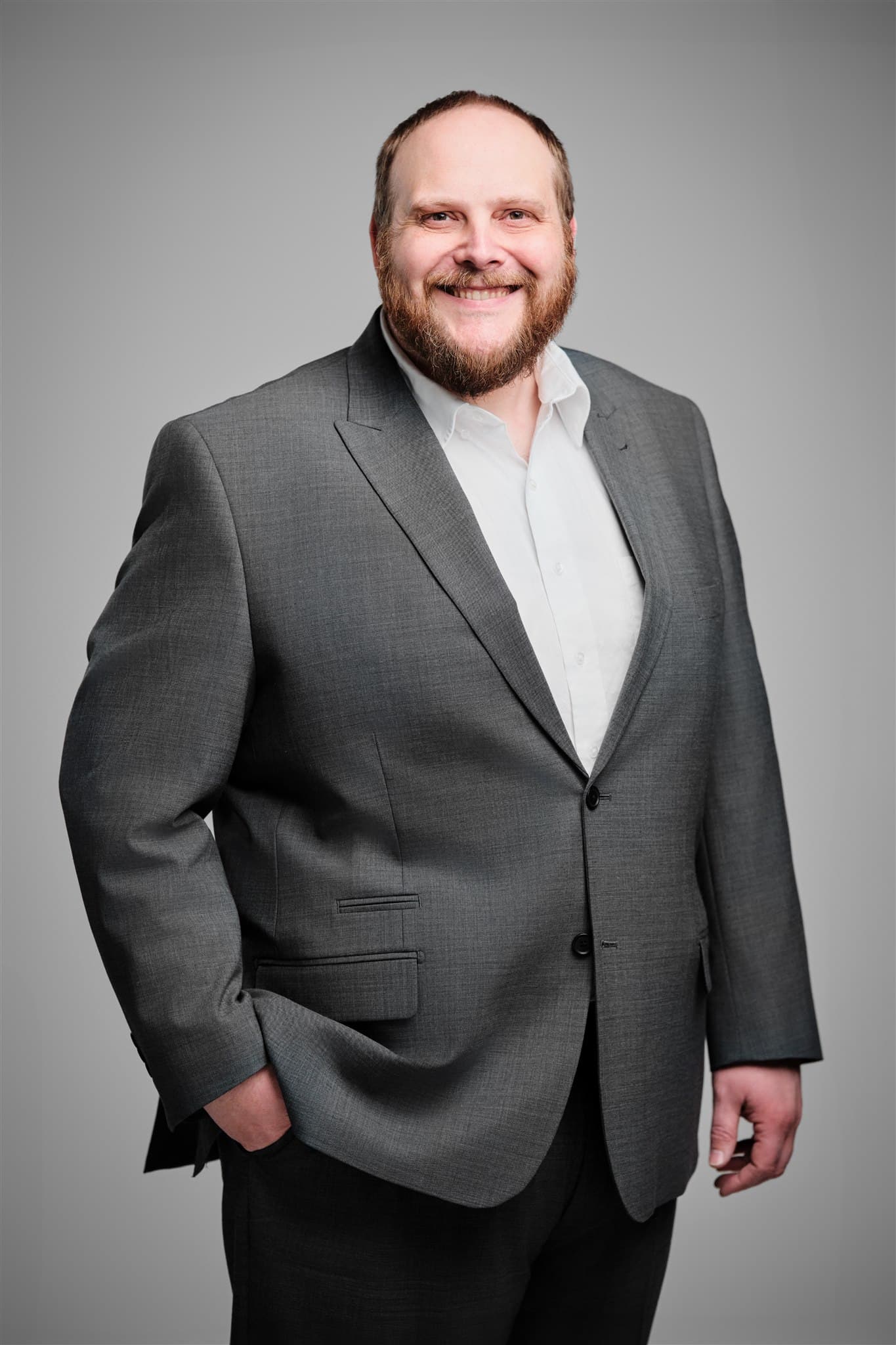MHS corporate headshot of Matthew Dawson photographed in St. Louis by Henry David Photography