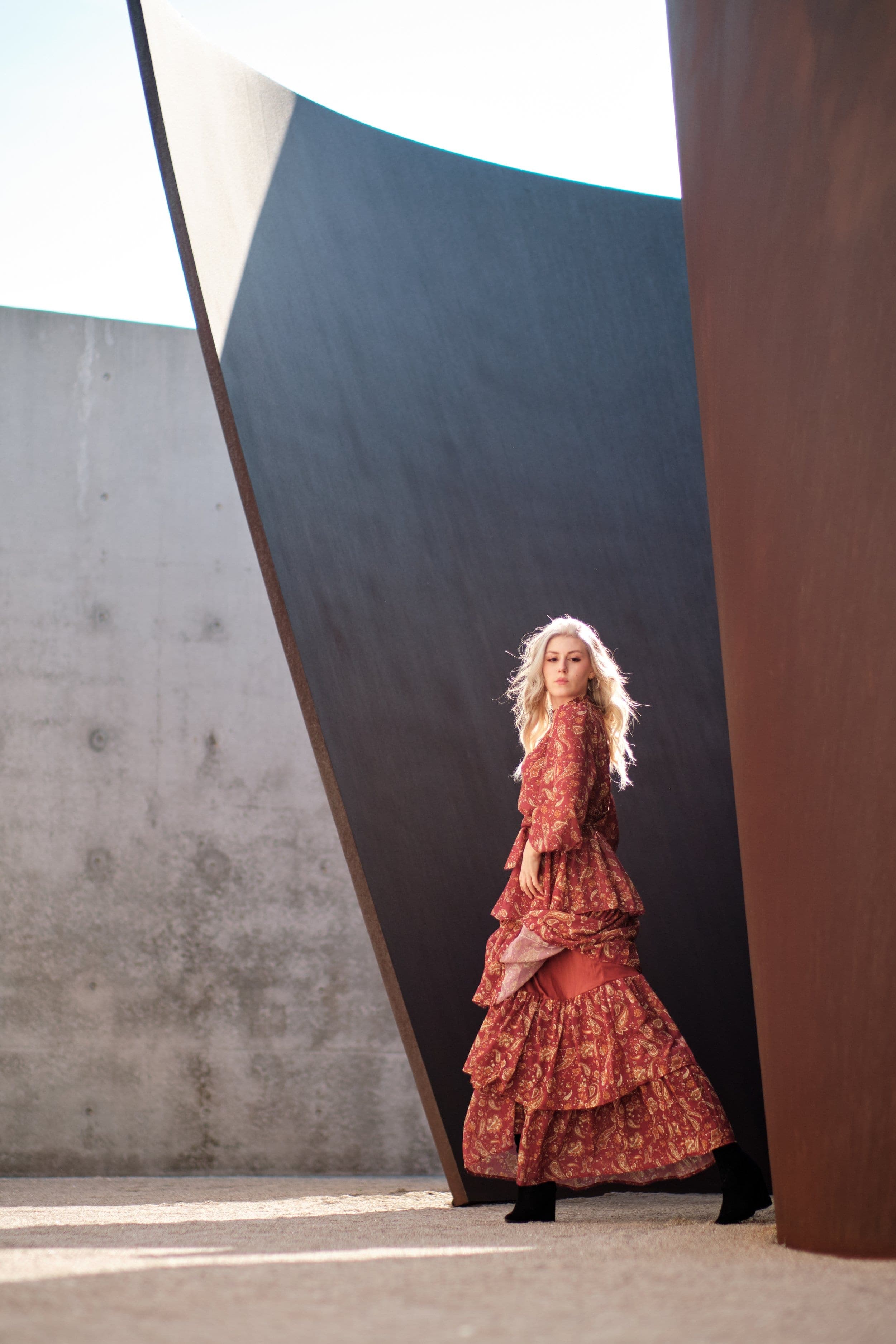 Senior portrait at the Pulitzer Arts Foundation by Henry David Photography
