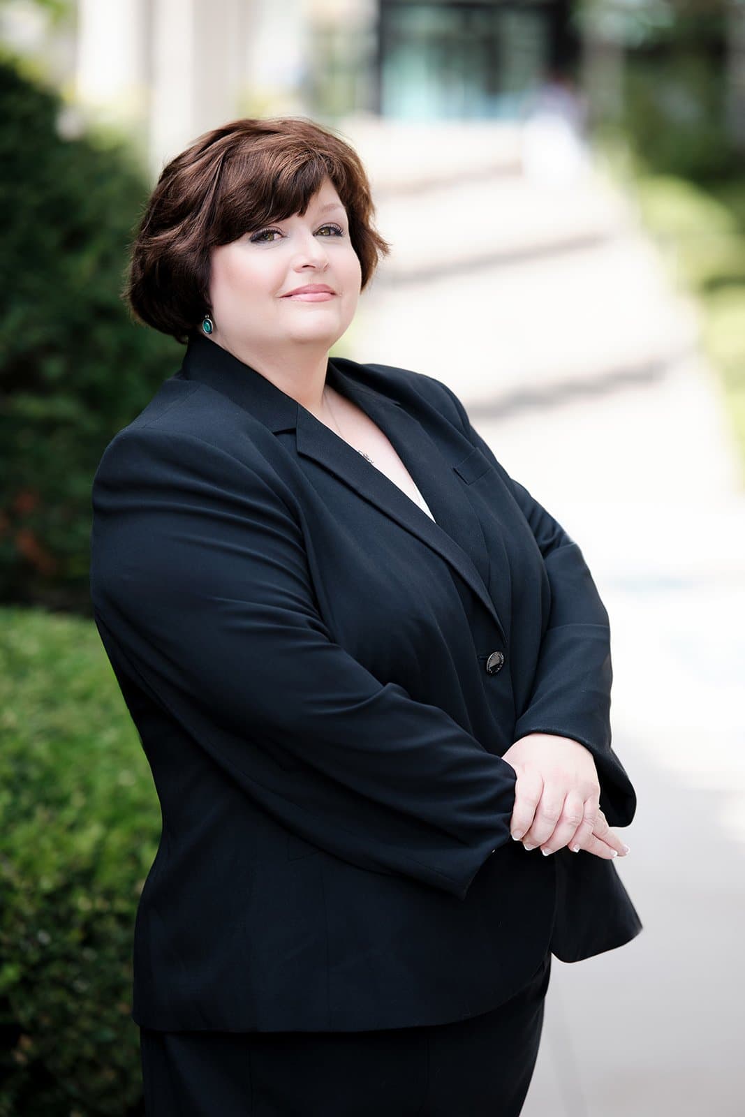 Merrill Lynch Kansas City advisor professional headshot with matching outdoor lighting by Henry David Photography